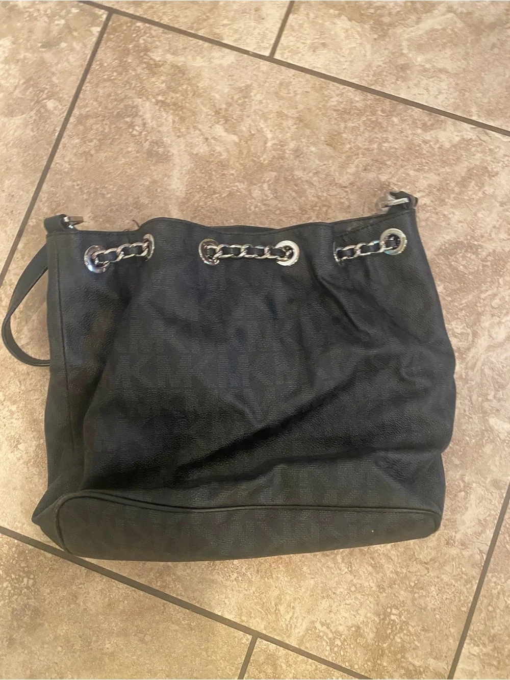 Michael Kors Bucket style purse